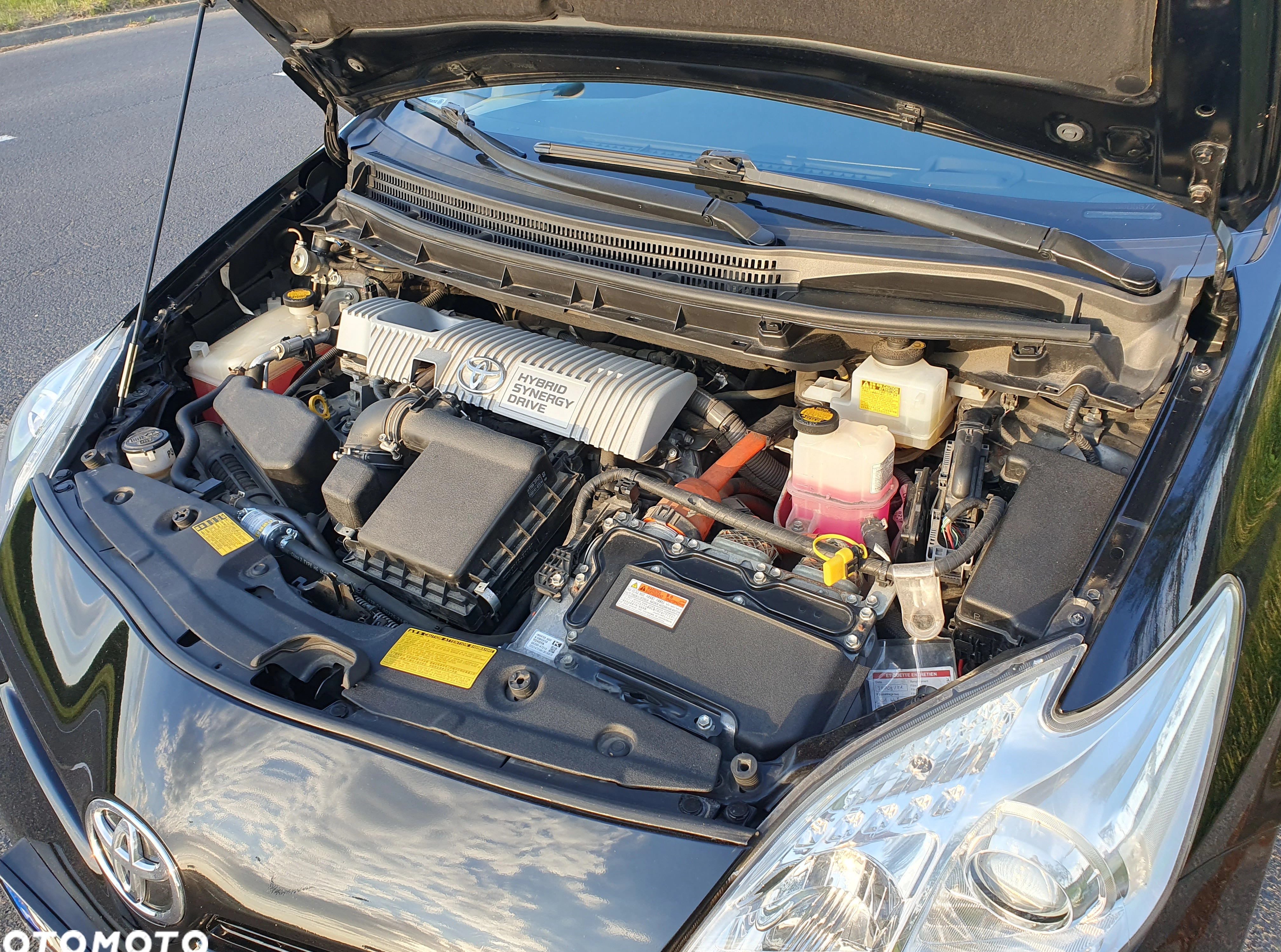 Toyota Prius cena 49500 przebieg: 118376, rok produkcji 2013 z Reszel małe 46